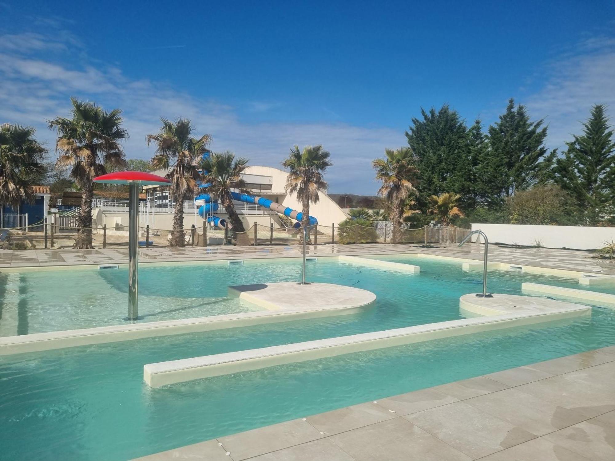 Campsite Les De Mouliere Vouneuil-sur-Vienne